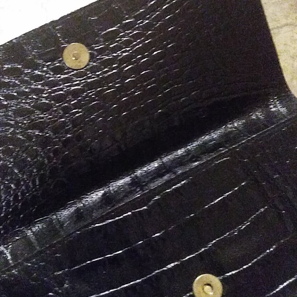 AMELIA BERKO Black Genuine Leather Hand Clutch - Picture 3 of 4